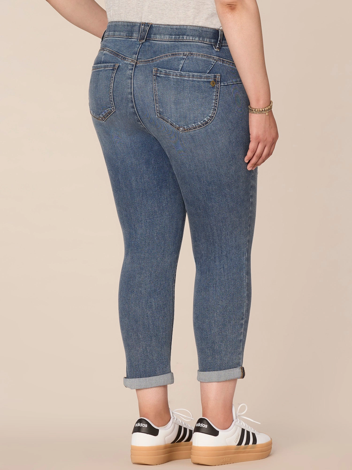 "Ab"solution Mid-Rise Distress Detail Ankle Skimmer Plus Size Jeans