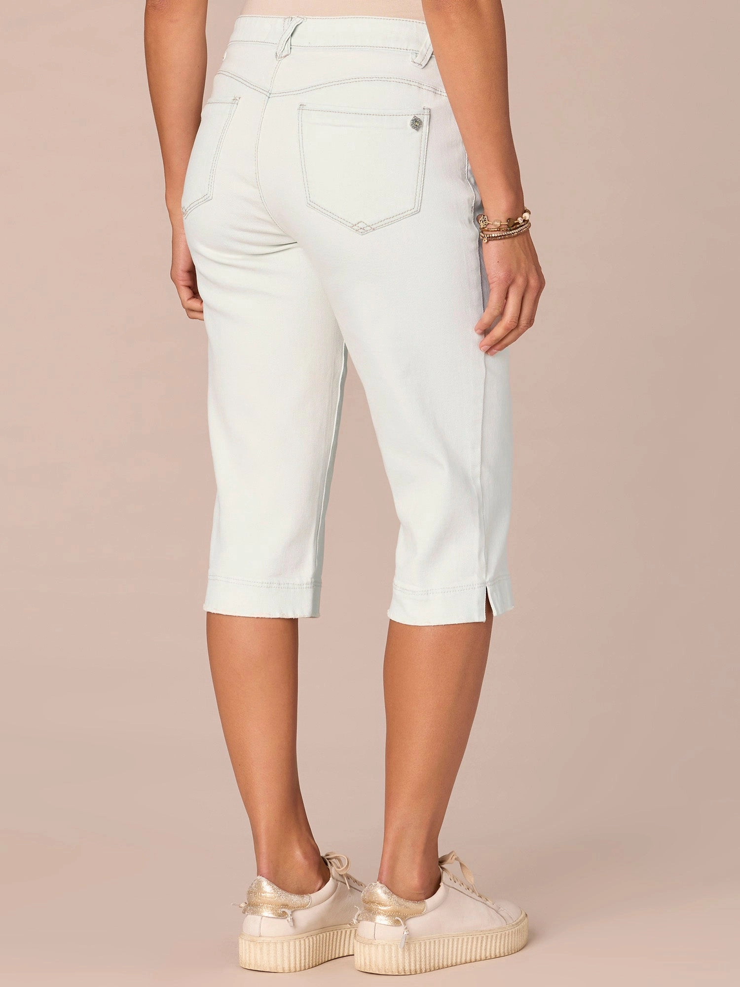 "Ab"solution Mid-Rise Skimmer Petite Jeans with Slit Hem