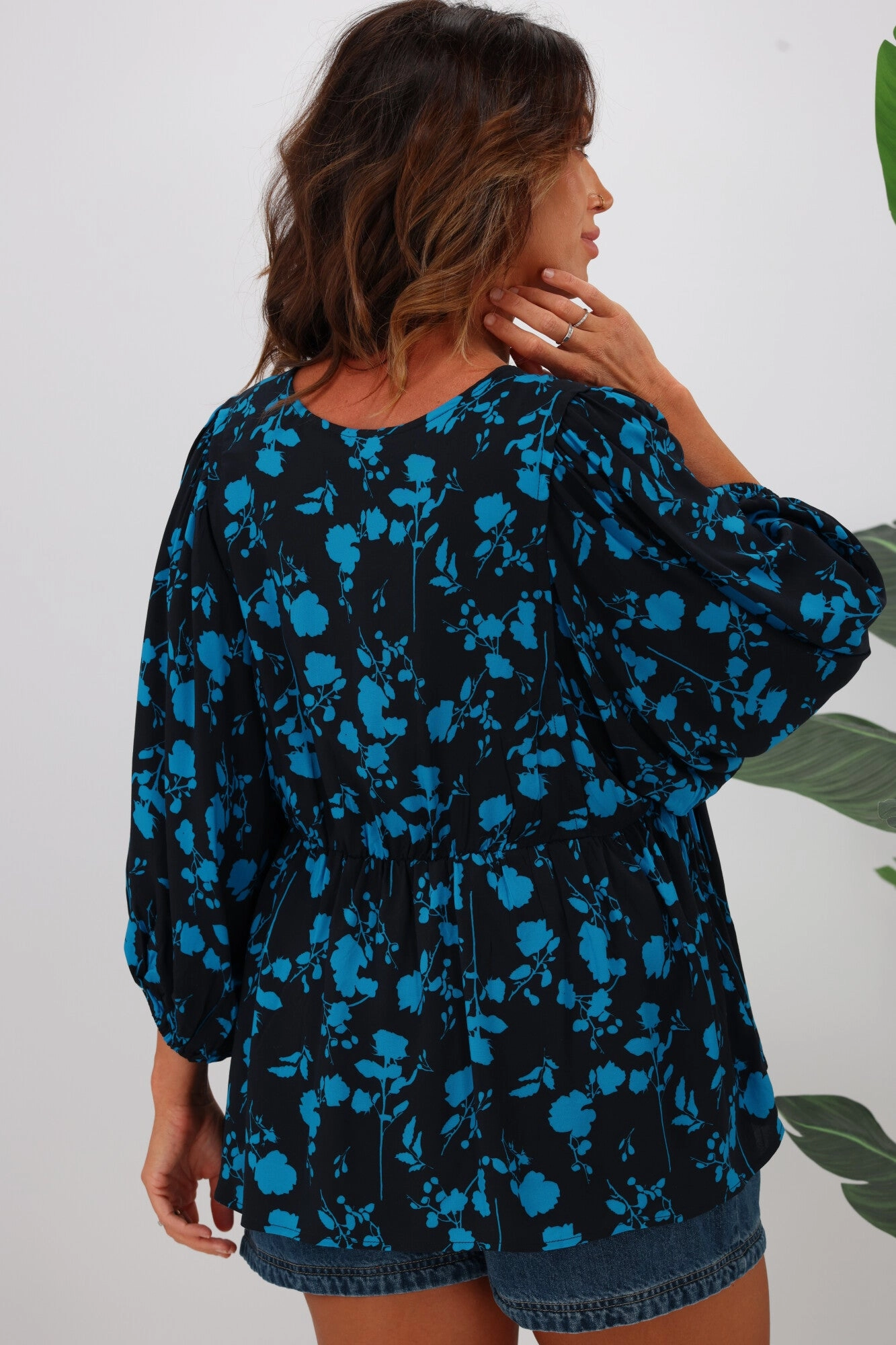Gloss by Shine On Charlotte Balloon Sleeve Top Black Blue Floral