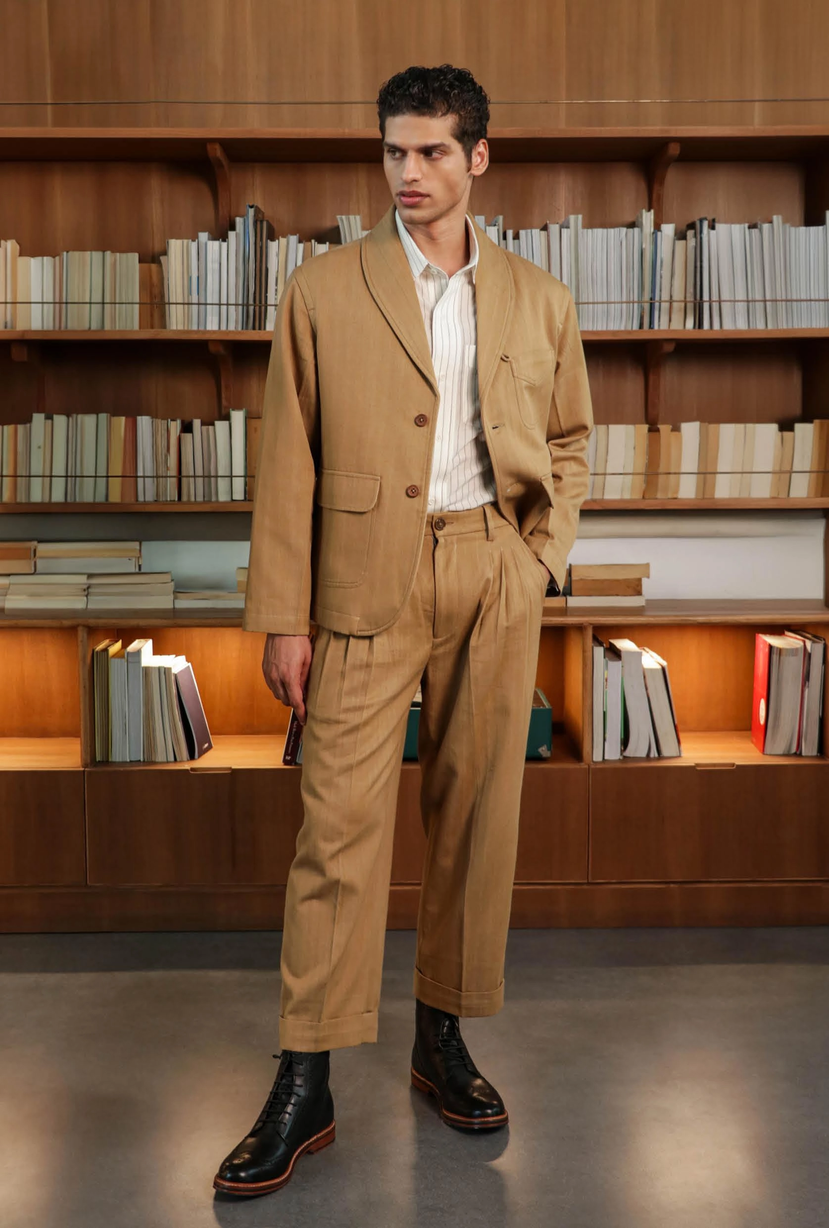HALFORD SHAWL COLLAR BLAZER