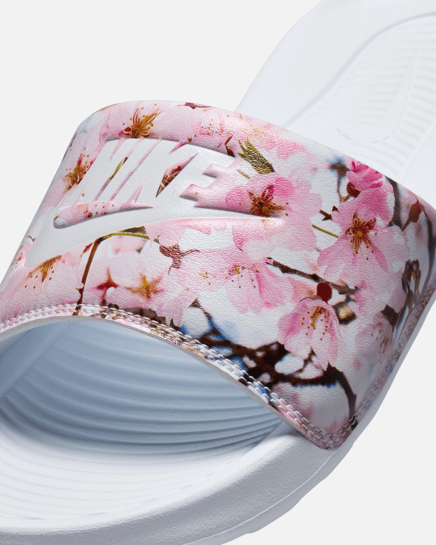 Nike Women's Victori One Slides White/White