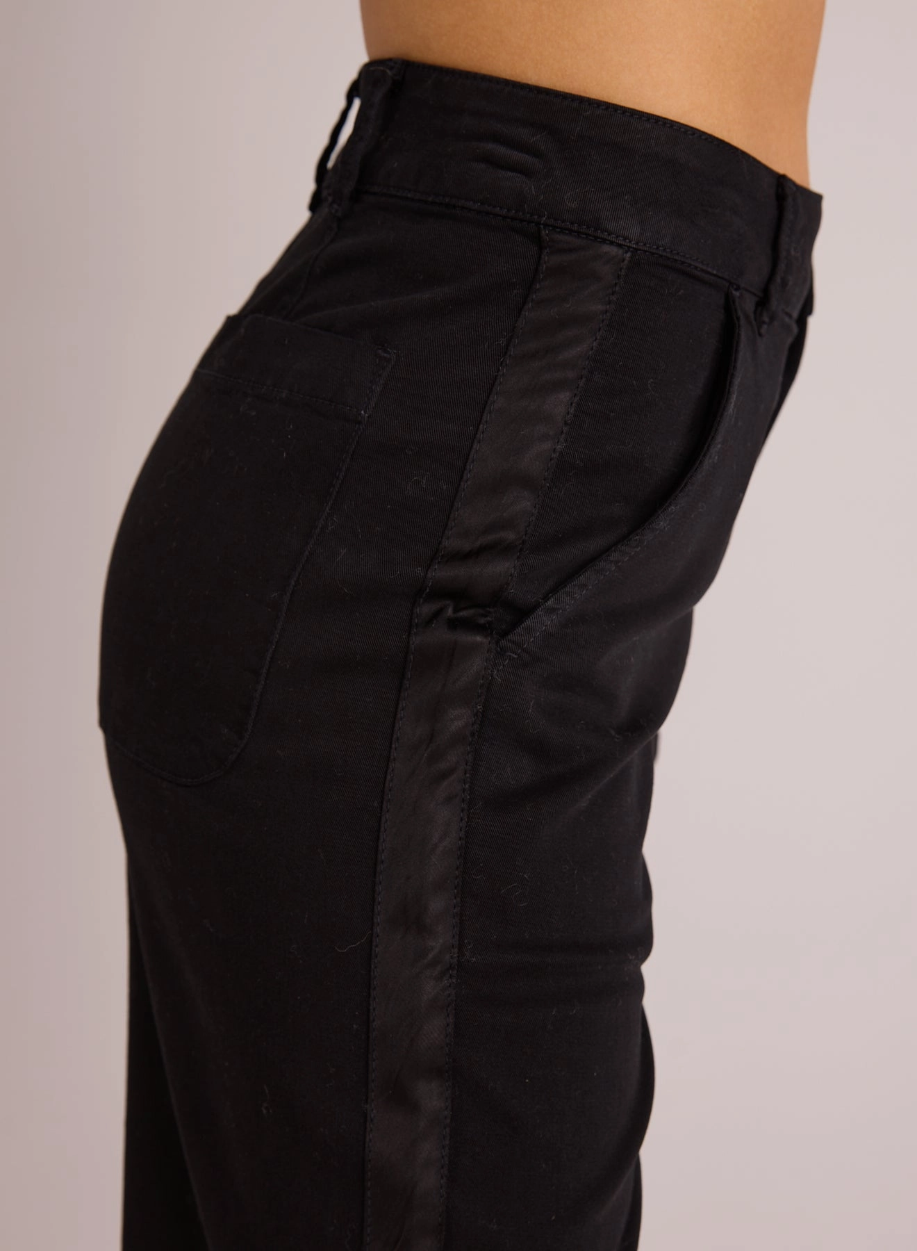 Saige Tux Stripe Crop - Black