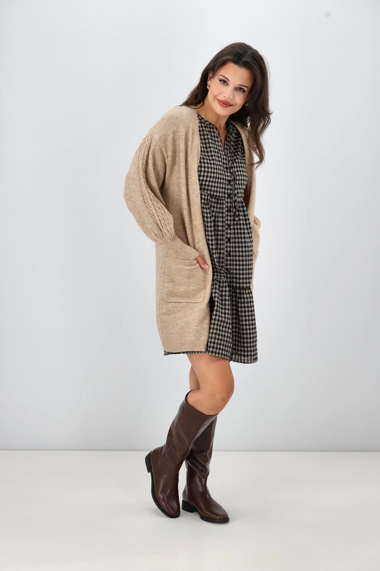Shine On Label Wyatt Cable Knit Cardigan Oatmeal