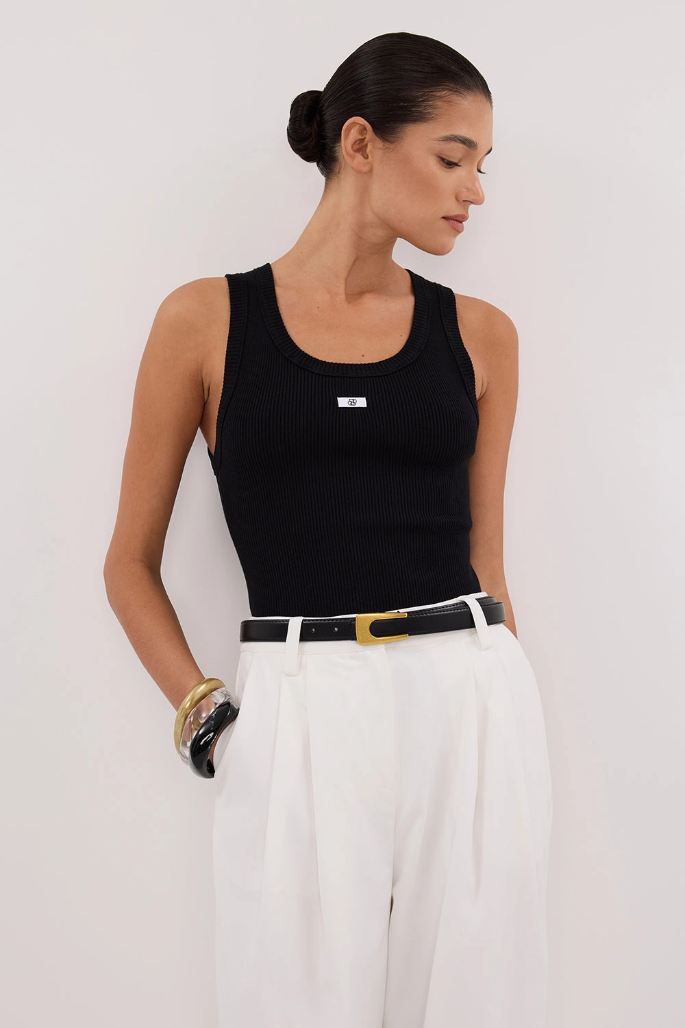 SIGNATURE BLACK TANK