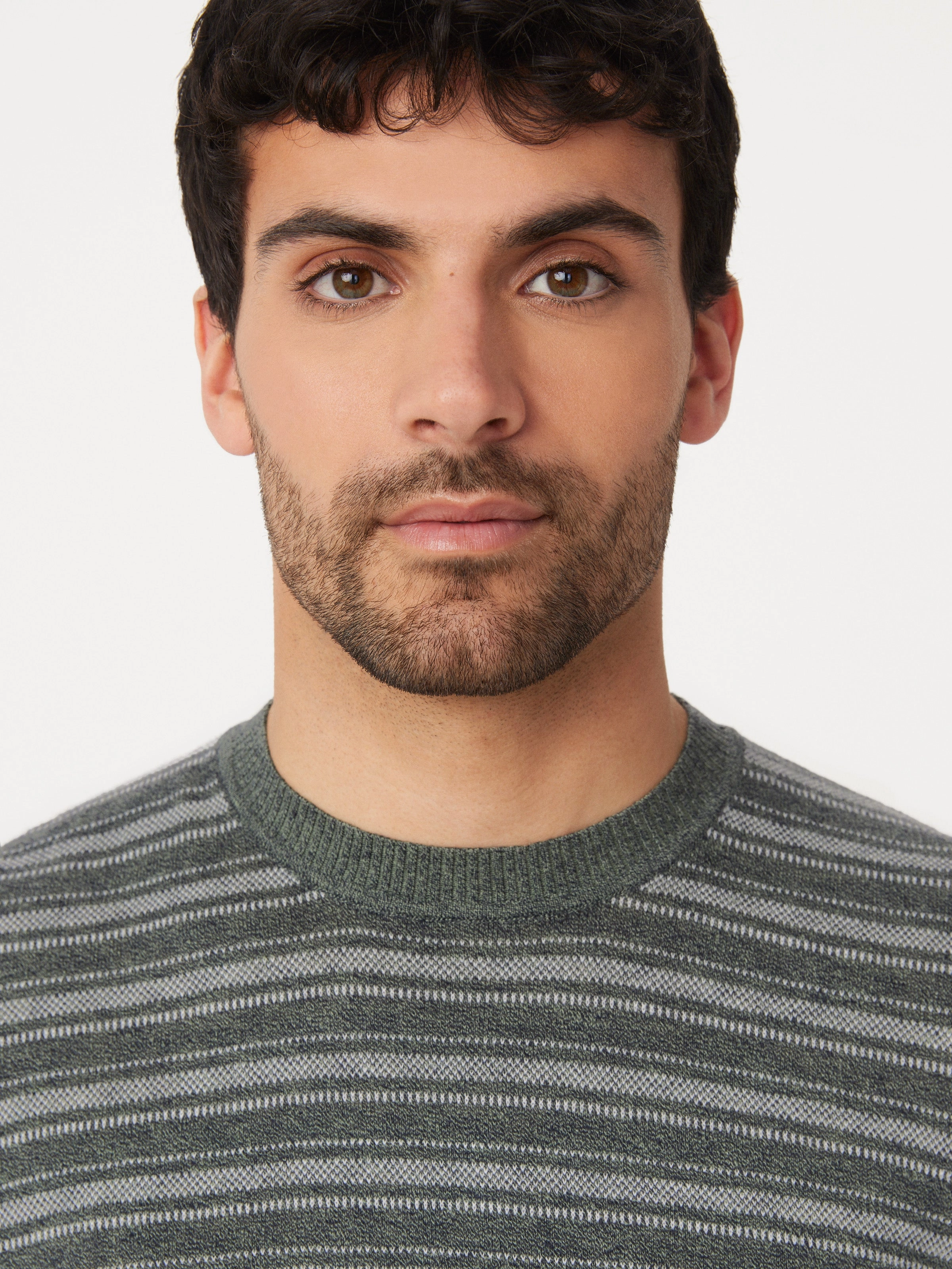 The Short Sleeve Linen Sweater in Green
