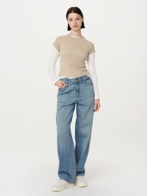 The Shrunken Cropped T-Shirt in Light Beige