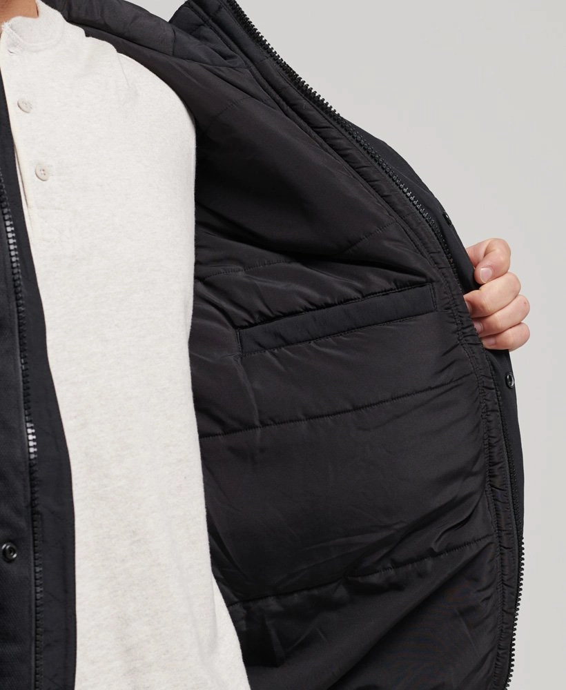 Vintage Mountain Puffer Jacket | Jet Black