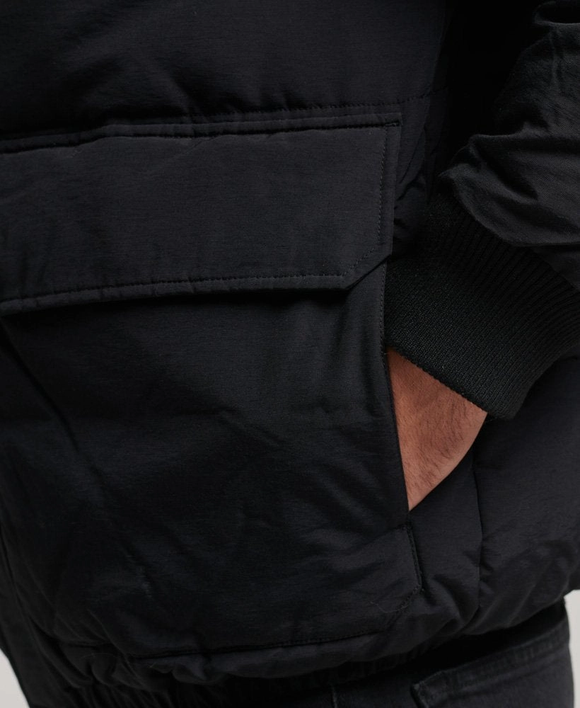 Vintage Mountain Puffer Jacket | Jet Black