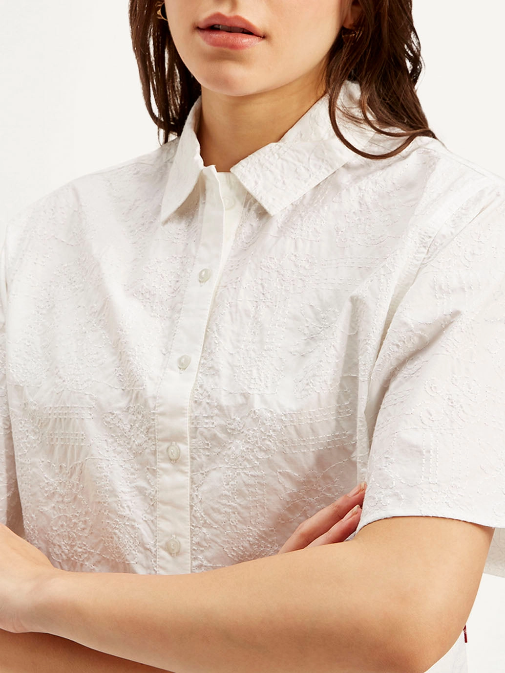 Women's Textured Spread Collar Shirt
