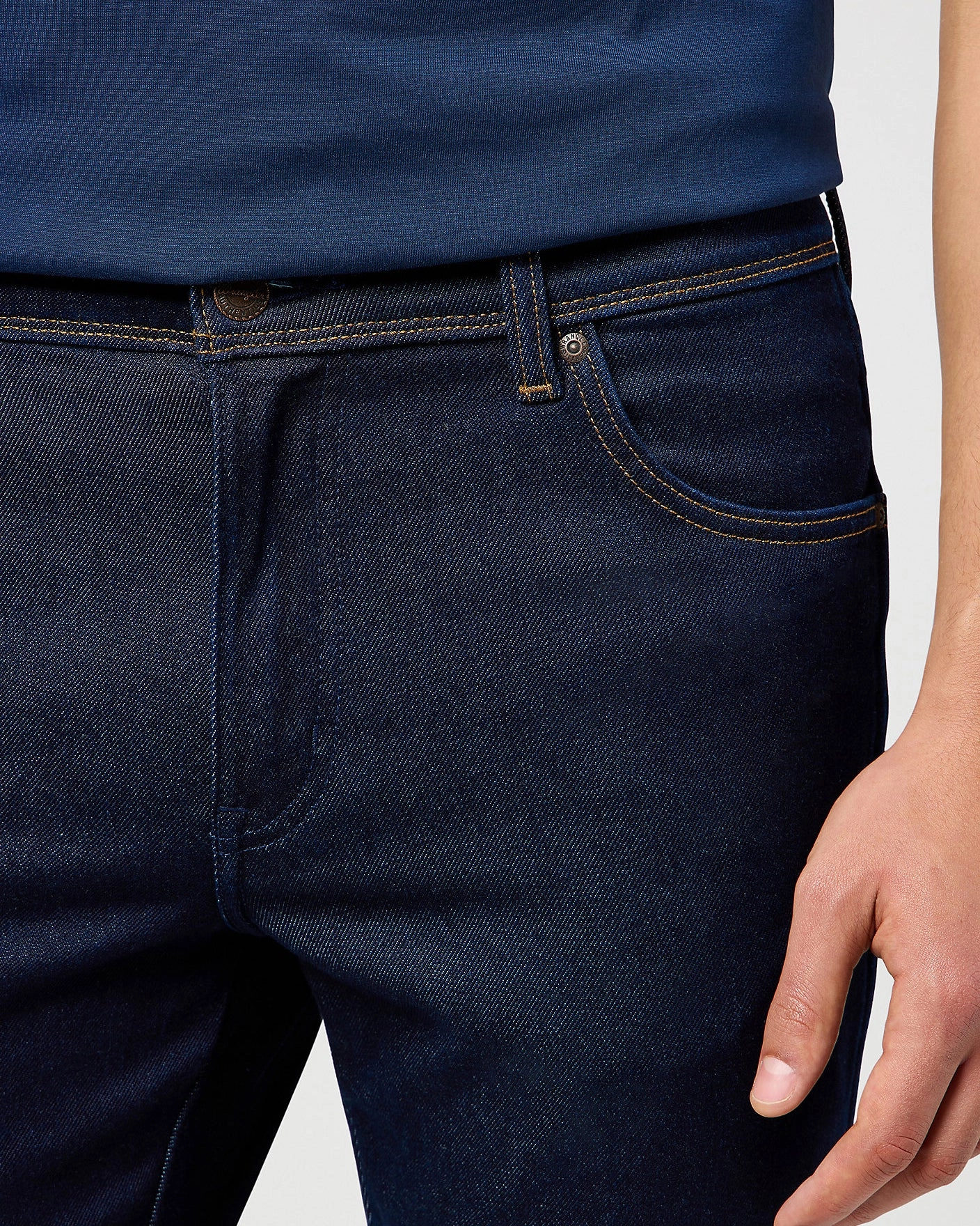 Wrangler Texas SLIM Epic Soft Lightweight Mens Jeans - Moonlight Rinse
