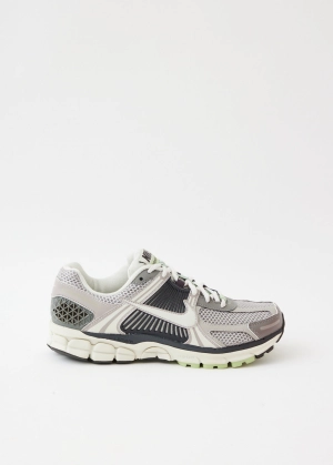 Zoom Vomero 5 Sneakers